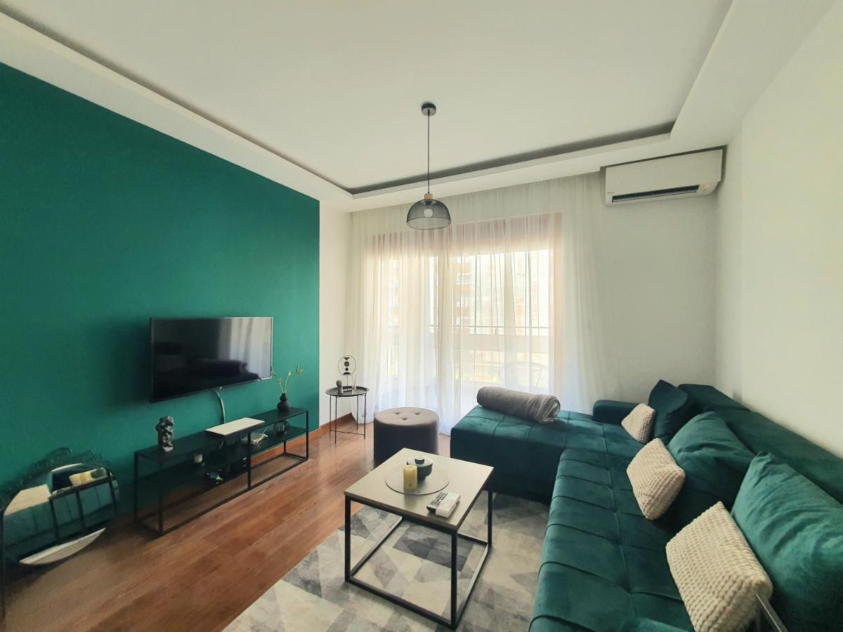 Apartman Ana Lux พอดโกริกา ภายนอก รูปภาพ