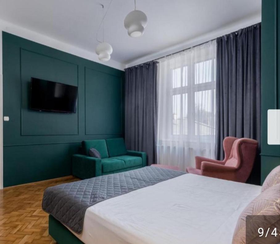 Apartman Ana Lux พอดโกริกา ภายนอก รูปภาพ